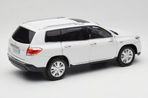 Toyota Highlander XU40 Бял Paudi Model 1:18 2043612-W1 Метал — снимка 3 от 8