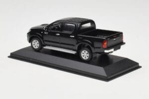 Toyota Hilux Черен Minichamps 1:43 400166662 Метал — снимка 3 от 4