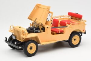 Toyota Land Cruiser BJ Бежов Kyosho 1:18 08959BE Метал — снимка 2 от 8