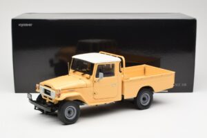 Toyota Land Cruiser Pickup Бежов Kyosho 1:18 08958BE Метал — снимка 8 от 8