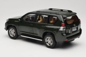 Toyota Land Cruiser Prado J150 Зелен Paudi Model 1:18 623132-GR Метал — снимка 7 от 8