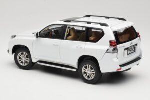 Toyota Land Cruiser Prado J150 Бял Paudi Model 1:18 623132-WH Метал — снимка 7 от 8