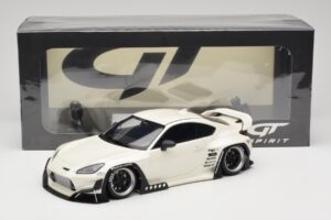 Toyota Pandem GR86 ZN8 Crystal White GT Spirit 1:18 GT498 Смола — снимка 6 от 6