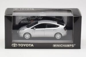 Toyota Prius Сребрист Minichamps 1:43 TOYOTA005 Метал — снимка 4 от 4