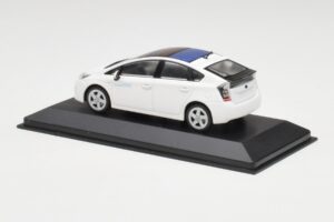 Toyota Prius XW30 Super Бял Minichamps 1:43 PRIUS001 Метал — снимка 3 от 4