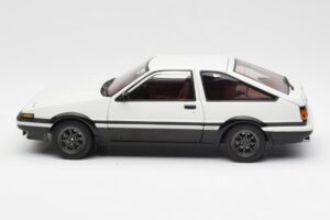 Toyota Sprinter Trueno AE86 New Initial D Movie Legend 1 AUTOart 1:18 78798 Метал — снимка 4 от 8