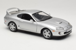 Toyota Supra A80 Сребрен Kyosho 1:18 8847 Метал — снимка 6 от 8