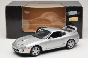 Toyota Supra A80 Сребрен Kyosho 1:18 8847 Метал — снимка 8 от 8