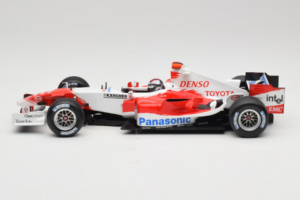 Toyota TF105 #16 J. Trulli Panasonic Toyota Racing 2005 Minichamps 1:18 100050016 Метал — снимка 3 от 7