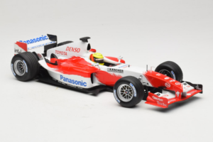 Toyota TF105 #17 R. Schumacher Panasonic Toyota Racing Showcar 2005 Minichamps 1:18 100050087 Метал — снимка 4 от 7