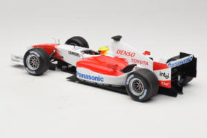 Toyota TF105 #17 R. Schumacher Panasonic Toyota Racing Showcar 2005 Minichamps 1:18 100050087 Метал — снимка 5 от 7
