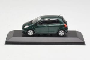 Toyota Yaris XP10 Oxford Green Minichamps 1:43 400166501 Метал