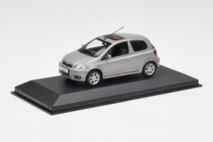 Toyota Yaris XP10 TS Сив Minichamps 1:43 TOYOTA007 Метал — снимка 3 от 3