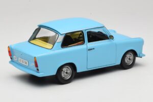 Trabant 601 Син Sun Star 1:18 4290 Метал — снимка 3 от 8