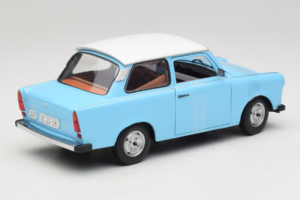 Trabant 601 Deluxe Син Бял Sun Star 1:18 4286 Метал — снимка 2 от 6