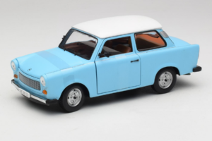 Trabant 601 Deluxe Син Бял Sun Star 1:18 4286 Метал