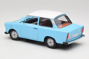 Trabant 601 Deluxe Син Бял Sun Star 1:18 4286 Метал — снимка 5 от 6