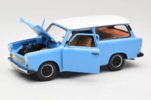 Trabant 601 Комби Син Sun Star 1:18 4272 Метал — снимка 2 от 8