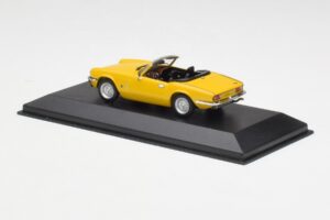 Triumph Spitfire 1500 Жълт Minichamps 1:43 400132531 Метал — снимка 3 от 4