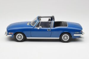 Triumph Stag Mk1 Sapphire Blue Revell 1:18 8815 Метал — снимка 4 от 8