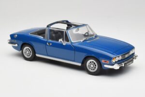 Triumph Stag Mk1 Sapphire Blue Revell 1:18 8815 Метал — снимка 6 от 8