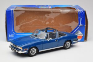 Triumph Stag Mk1 Sapphire Blue Revell 1:18 8815 Метал — снимка 8 от 8