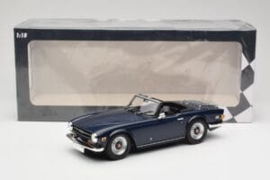 Triumph TR6 PI Тъмносин Minichamps 1:18 155132032 Метал — снимка 6 от 6
