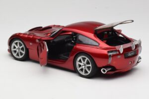 TVR Sagaris Червен Revell 1:18 08816 Метал — снимка 5 от 8