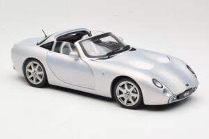 TVR Tuscan Mk2 Сребрист Sun Star 1:18 4462 Метал — снимка 6 от 8