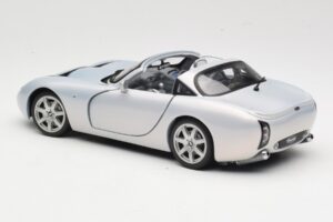 TVR Tuscan Mk2 Сребрист Sun Star 1:18 4462 Метал — снимка 7 от 8