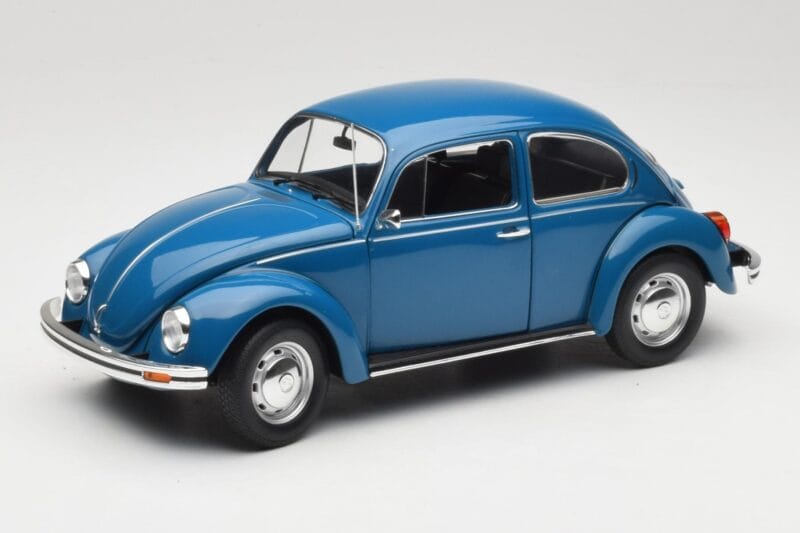 Volkswagen 1200 Син Minichamps 1:18 150057104 Метал