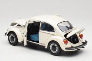 Volkswagen 1200 Jeans Bug Бял Minichamps 1:18 150057101 Метал — снимка 5 от 8