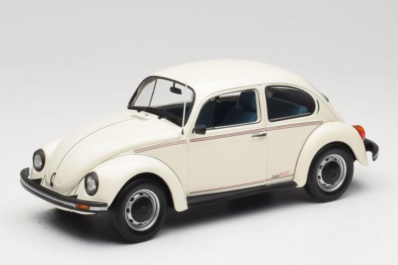 Volkswagen 1200 Jeans Bug Бял Minichamps 1:18 150057101 Метал