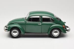 Volkswagen Beetle 1200 Зелен Minichamps 1:18 150057105 Метал — снимка 4 от 8
