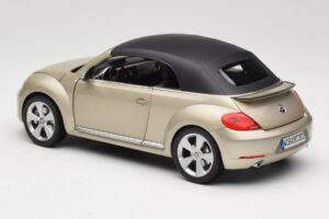 Volkswagen Beetle A5 Кабриолет Сив Kyosho 1:18 5C3099302P7W Метал — снимка 7 от 8