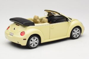 Volkswagen Beetle Кабриолет Жълт Gate 1:18 VW24108 Метал — снимка 3 от 8