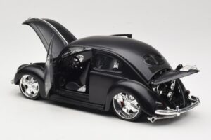 Volkswagen Beetle Type 1 Черен Maisto 1:18 31018 Метал — снимка 5 от 8