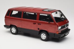 Volkswagen Bus T3 Multivan Magnum Mars Red Metallic KK-Scale 1:18 KKDC180991 Метал — снимка 4 от 6
