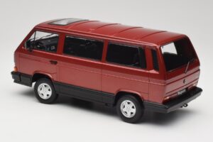 Volkswagen Bus T3 Multivan Magnum Mars Red Metallic KK-Scale 1:18 KKDC180991 Метал — снимка 5 от 6