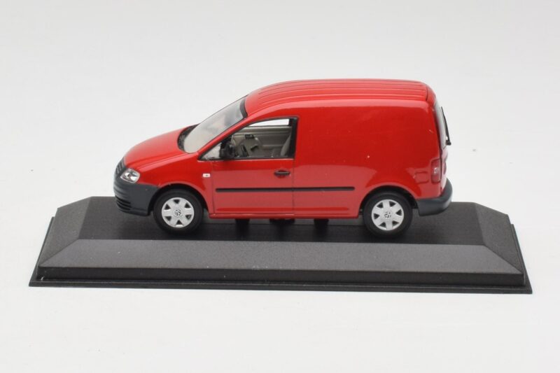 Volkswagen Caddy 2K Червен Minichamps 1:43 CADDY008 Метал