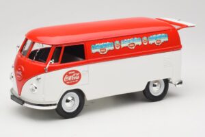 Volkswagen T1 Combi Coca-Cola Solido 1:18 9512 Метал — снимка 2 от 8