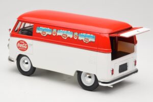 Volkswagen T1 Combi Coca-Cola Solido 1:18 9512 Метал — снимка 5 от 8