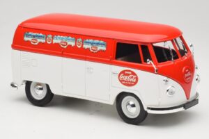 Volkswagen T1 Combi Coca-Cola Solido 1:18 9512 Метал — снимка 6 от 8