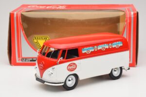 Volkswagen T1 Combi Coca-Cola Solido 1:18 9512 Метал — снимка 8 от 8