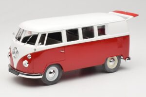 Volkswagen Combi T1 Червен & Бял Solido 1:18 8031 Метал — снимка 2 от 8