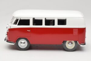 Volkswagen Combi T1 Червен & Бял Solido 1:18 8031 Метал — снимка 4 от 8