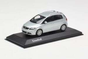 Volkswagen Cross Golf Mk5 Сребрист Minichamps 1:43 400054370 Метал — снимка 2 от 4