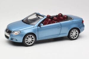 Volkswagen Eos Син Norev 1:18 188422 Метал