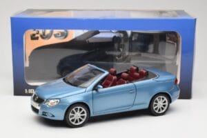 Volkswagen Eos Син Norev 1:18 188422 Метал — снимка 8 от 8