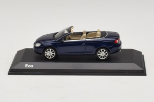 Volkswagen Eos Кабриолет Син Minichamps 1:43 1F0099300D5Q Метал